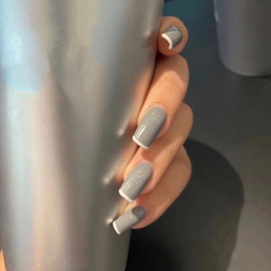 FRENCH TIPS-GRAY WHITE